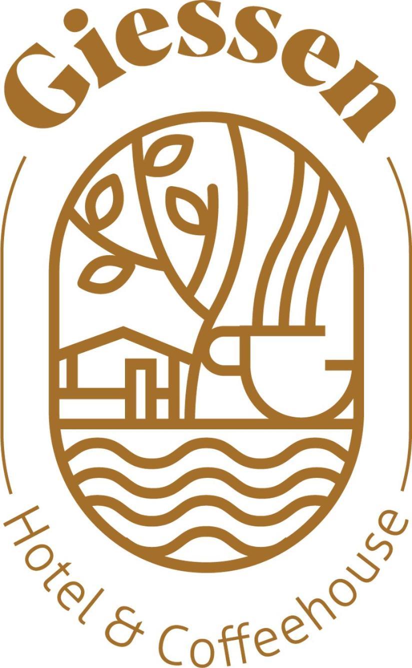 Giessen Hotel & Coffeehouse Вадуц Екстериор снимка